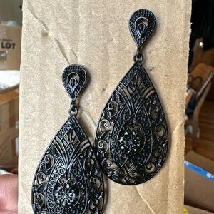 Black metal filigree Teardrop Earrings